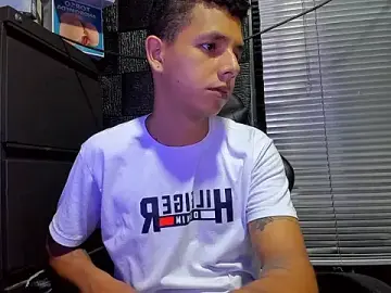 Stripchat Watch Live Sex Cams of boy_bigcock24cm