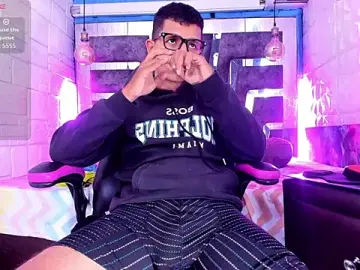 Stripchat Live Porn of g_lincoln