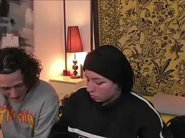 Stripchat Free Live Porn of Aria_x_Orien