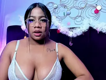 Stripchat Best live sex cam show of Sofi_Fox_