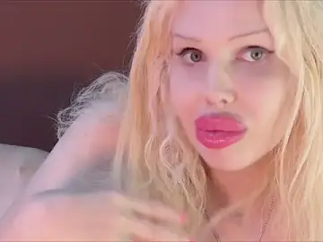 Stripchat Nude Webcam of tanyangel90