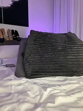 Stripchat Adult Webcams of Laurahorney_xo