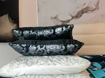 Stripchat Free Live Porn of emily_lady20