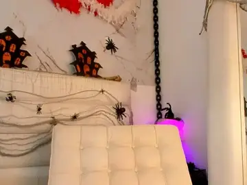 Stripchat Live Sex Cam of emily_lady20