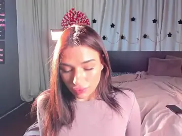 Stripchat Free Live Porn of JesikaLooove