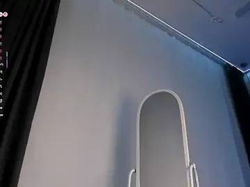 Stripchat Sex Cam of Nelly_Kimm