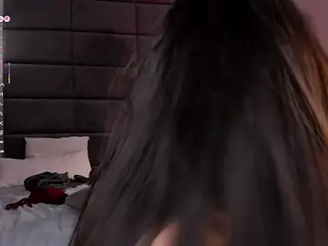 Stripchat Live Sex Cam of Nelly_Kimm