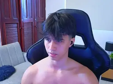 Stripchat Live Sex Cam of carl_dixon