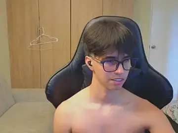 Stripchat Adult Webcams of carl_dixon