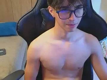 Stripchat Sex Cam of carl_dixon