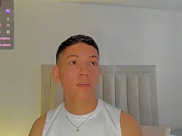 Stripchat Adult Webcam of JulianRose_1