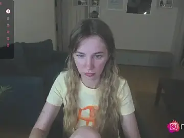 Stripchat Free Live Porn of mel_collins