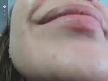 Stripchat Live Sex of mel_collins