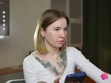 Stripchat Free Porn Cam of melanielwithu