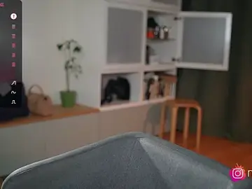 Stripchat Live Sex Cam of melanielwithu