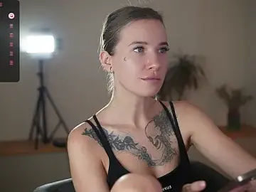 Stripchat Watch Live Sex Cams of melanielwithu