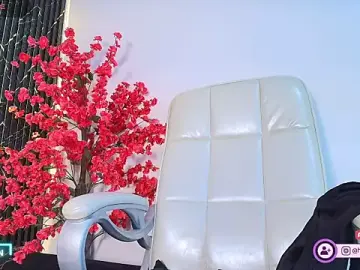 Stripchat Best Webcam of Hanna_Evaanss