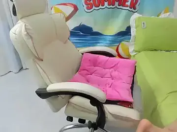 Stripchat Adult Webcam of LuckyBabe_new01