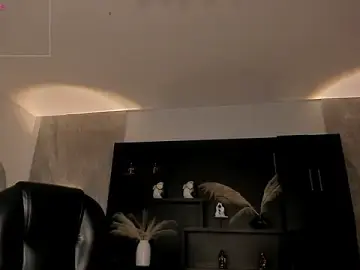 Stripchat Free Live Porn of MaryLewis_