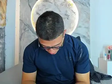 Stripchat Sex Cam of JeffDaltton
