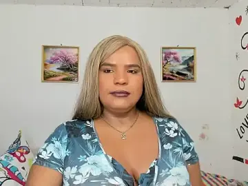 Stripchat Best live sex cam show of lucianabigcockxx