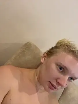 Stripchat Free Porn Cam of AmmyHot
