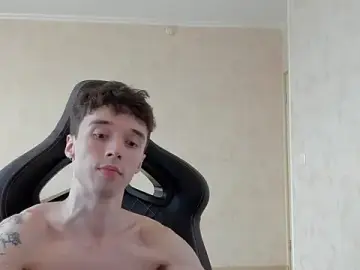 Stripchat Live Sex Cam of MasonWarholl