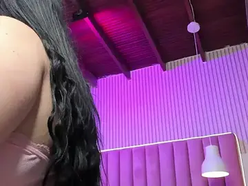 Stripchat Free Porn Cam of ScarlettDreamss7