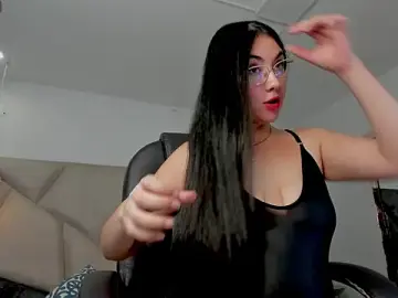 Stripchat Free Porn Cam of BarbaraKnox_