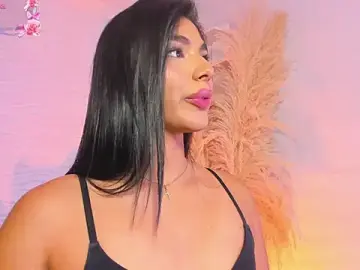 Stripchat Free Live Porn of IsabelleFoxx_