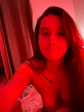 Stripchat Free Porn Cam of duomagique_off