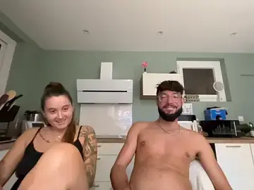 Stripchat Live Sex Cam of duomagique_off