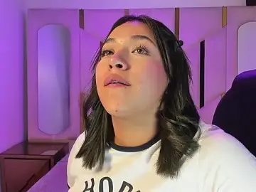 Stripchat Sex Chat of IsabellRodriguez18