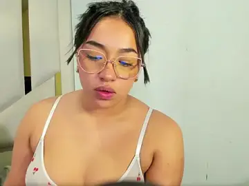 Stripchat Best live sex cam show of IsabellRodriguez18