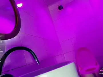 Stripchat Live Sex Cam of nicol_gill_