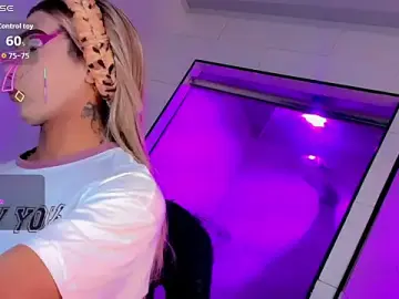 Stripchat Private Sex Chat of nicol_gill_