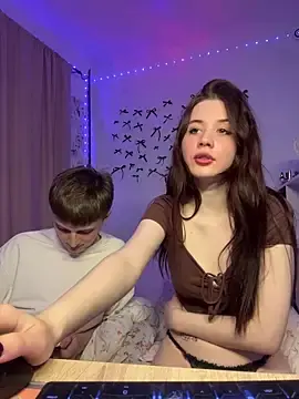 Stripchat Best Webcam of CoddleWeeper_