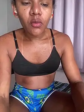 Stripchat Sex Cam of Morenabronzeadatrans
