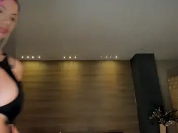 Stripchat Live Porn of NiaHolland