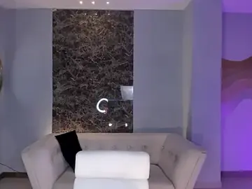 Stripchat Free Porn Cam of NiaHolland