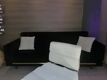 Stripchat Watch Live Sex Cams of NiaHolland