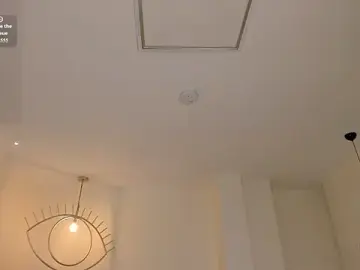 Stripchat Live Sex Cam of NiaHolland