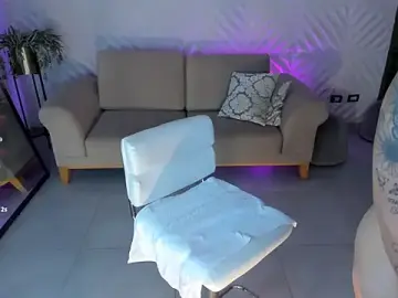 Stripchat Watch Live Sex Cams of NiaHolland