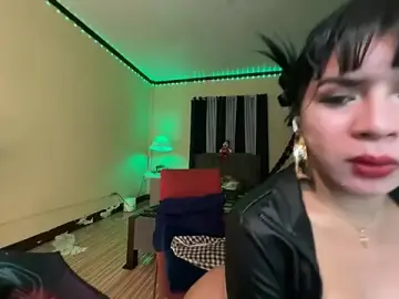 Stripchat Free Porn Cam of SEDUCTRESSxBIGCOCK