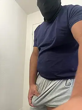 Stripchat Nude Webcam of daddythiccklegg