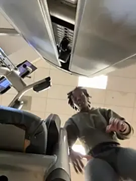 Stripchat Free Porn Cam of choclatepeaach