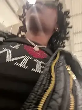 Stripchat Watch Live Sex Cams of choclatepeaach