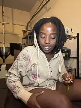 Stripchat Live Sex of choclatepeaach