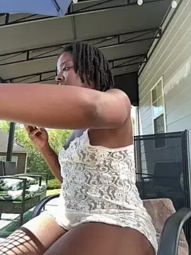 Stripchat Sex Cam of choclatepeaach