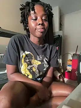 Stripchat Live Sex Cam of choclatepeaach